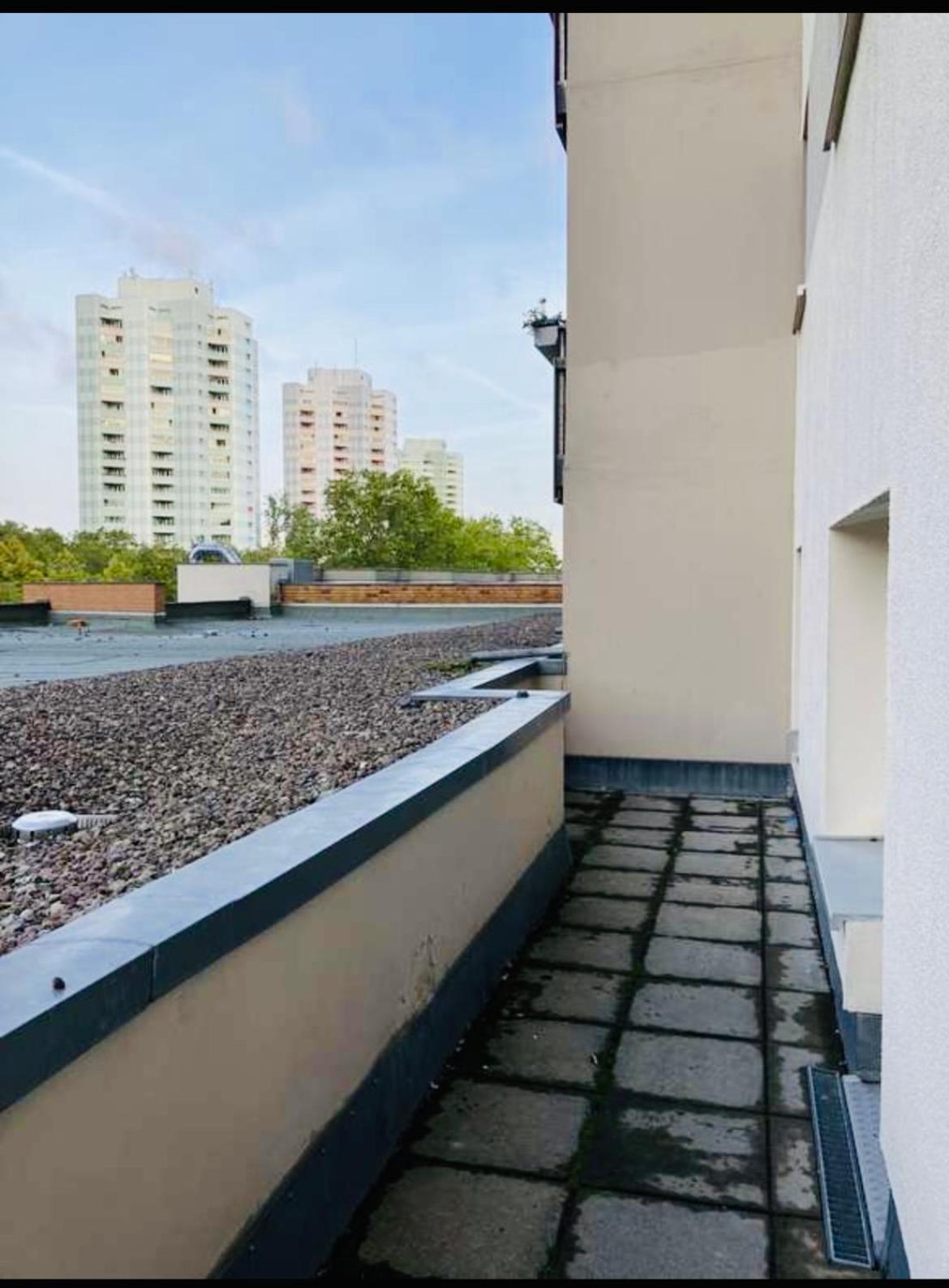 Gdr Flat With Rooftop Terrace Zingster Str Berlino Esterno foto